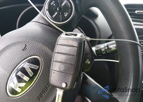 2015 Kia Soul from USA, damaged, VIN KNDJN2A26F7213889